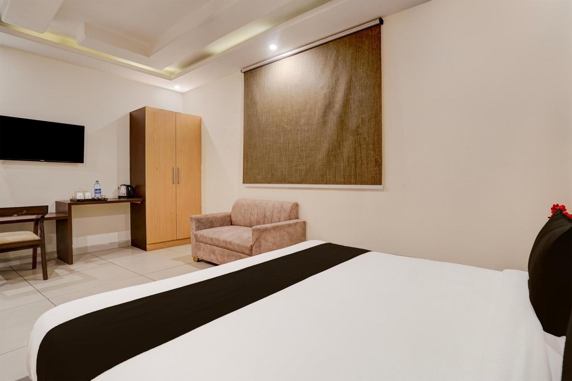 Hotel Super Townhouse Airport Road Delhi Nowe Delhi Zewnętrze zdjęcie
